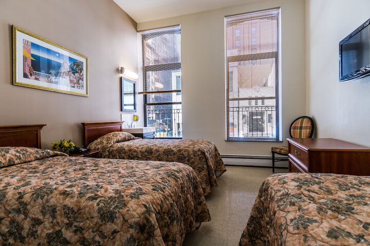 Room 20 of 40