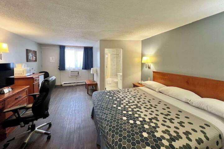 Room 45 of 61