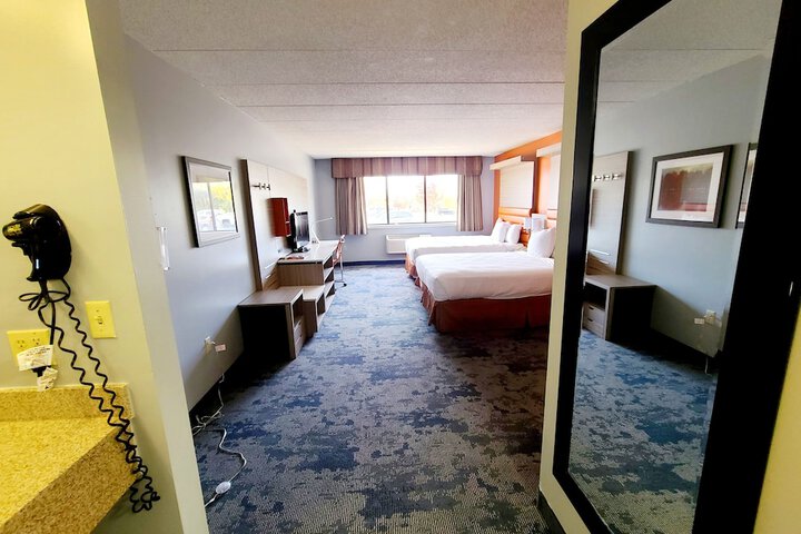 Room 55 of 100