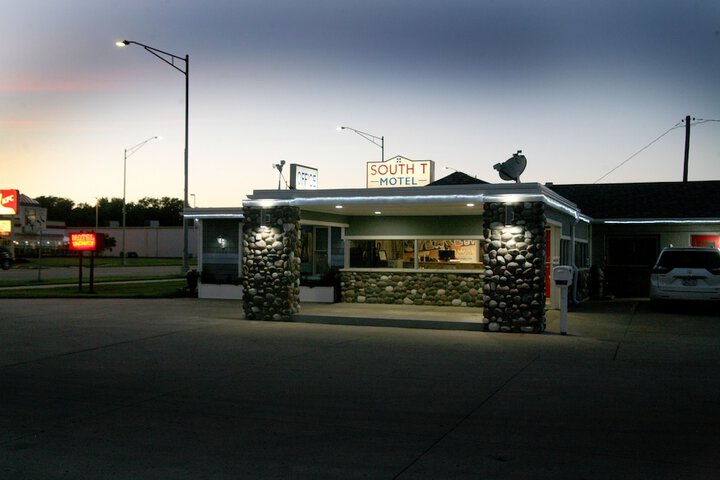 South T Motel