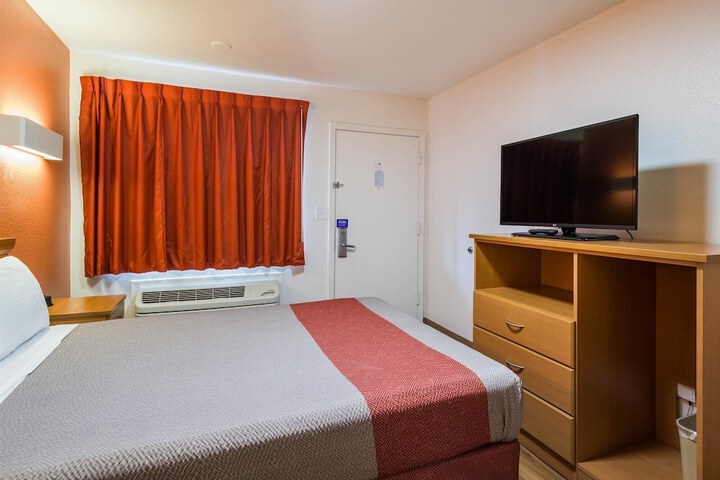 Motel 6 Concord CA