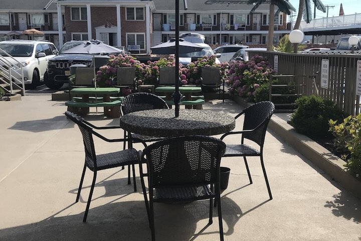 Terrace/Patio 38 of 40