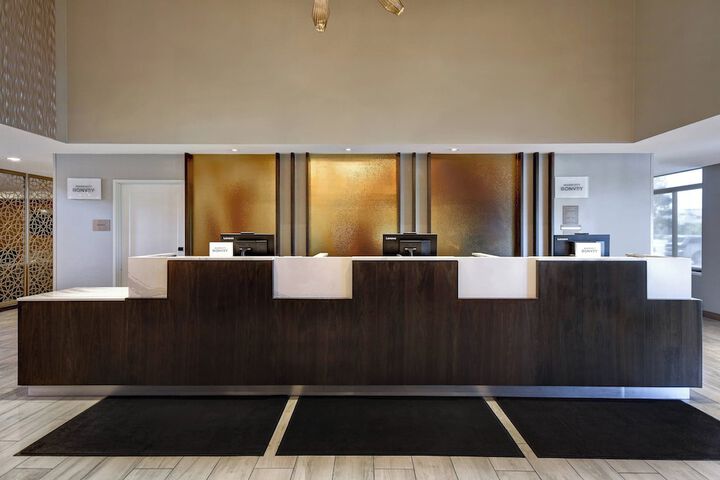 Hotel Interior 11 of 42