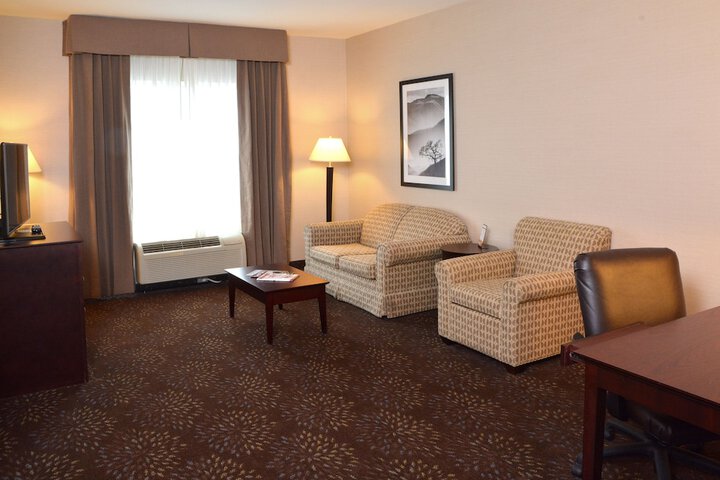 Room 35 of 87