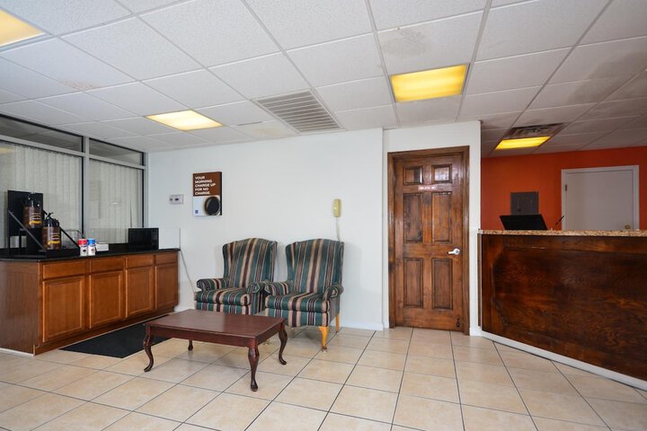 Motel 6 Pulaski TN