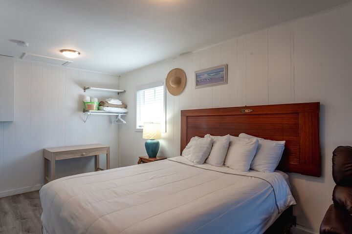 Terimore Bayfront Inn