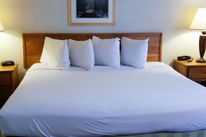 Magnuson Hotel Ely
