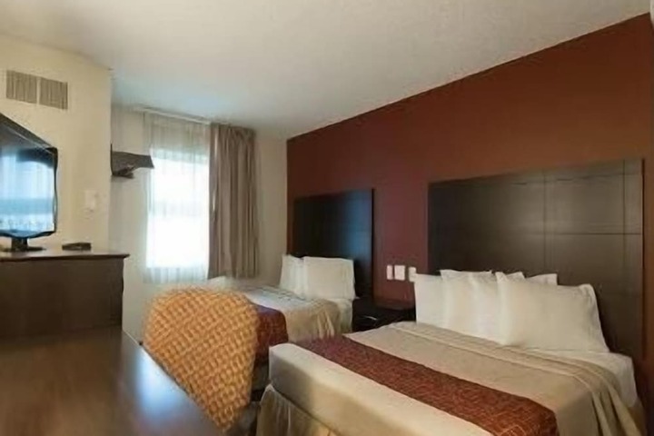 Room 18 of 18