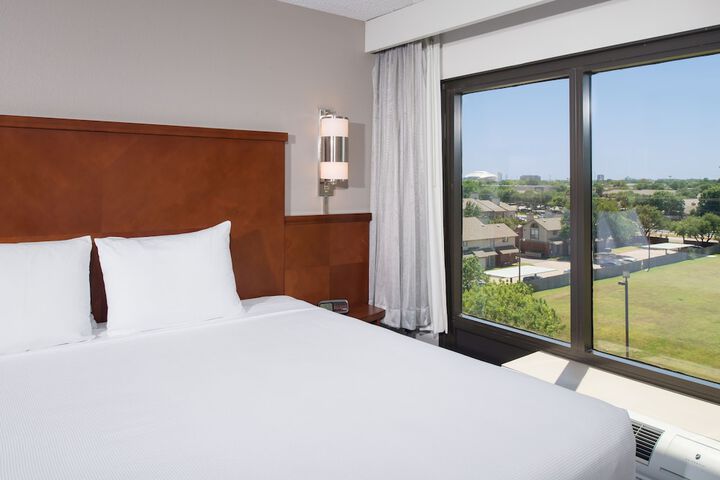 Hyatt Place Dallas / North Arlington/Grand Prairie