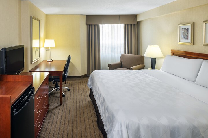 Room 44 of 73