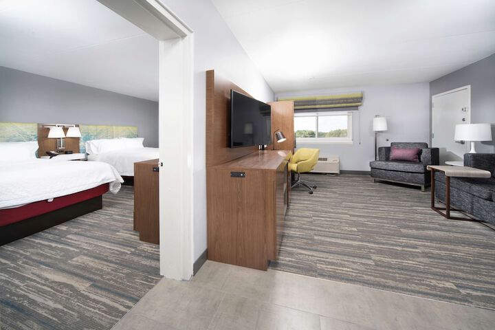 Room 9 of 30
