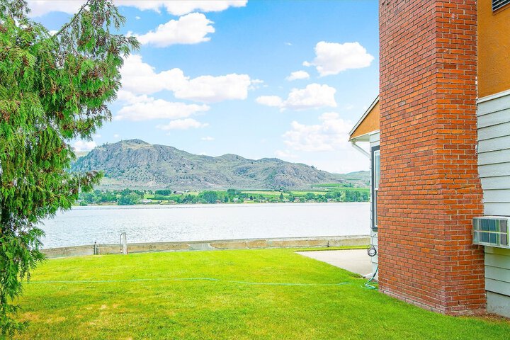 Lake Level Chalet in Oroville