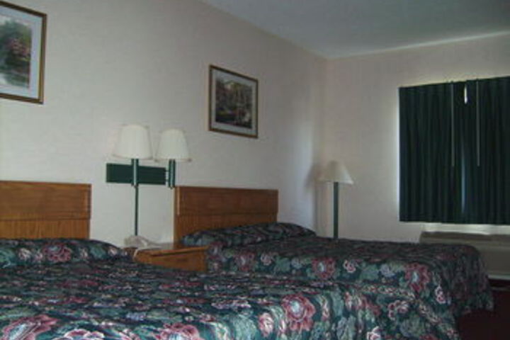 Astoria Inn