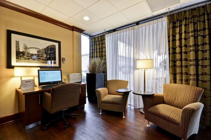 Business Center 38 of 38