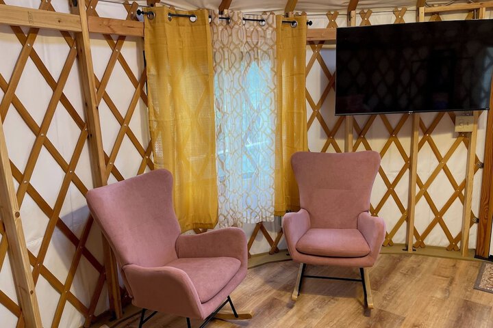 Mountain Aire Cottages Inn & Glamping