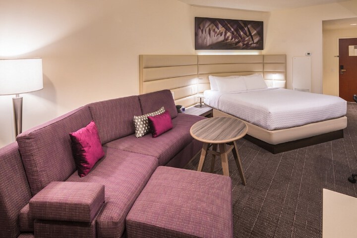 Crowne Plaza Springfield by IHG