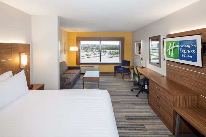 Room 15 of 27