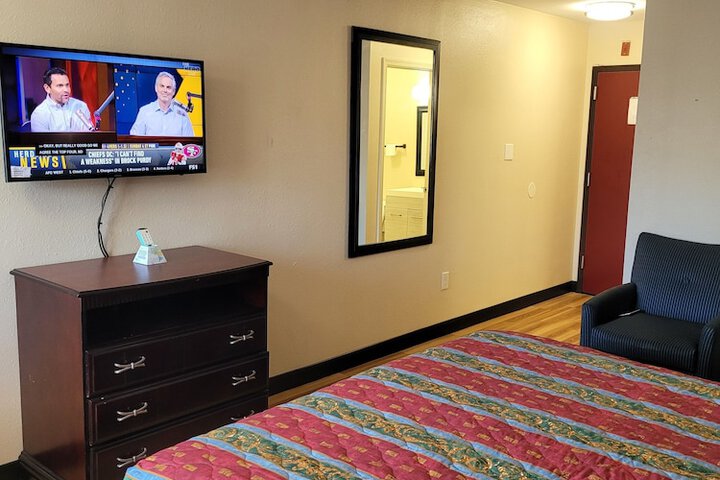 Room 46 of 54