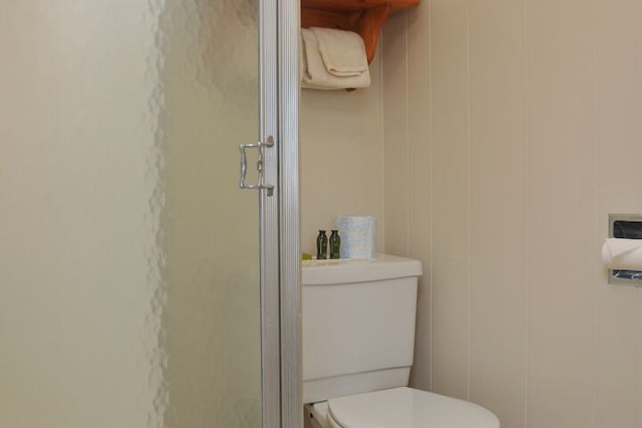 Friendship Oceanfront Suites