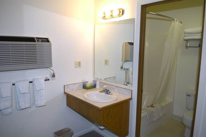 Room 44 of 58