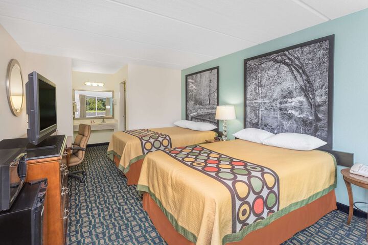 Room 17 of 23