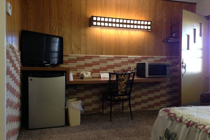 Room 73 of 81