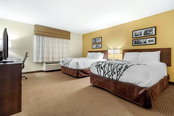 Room 17 of 53