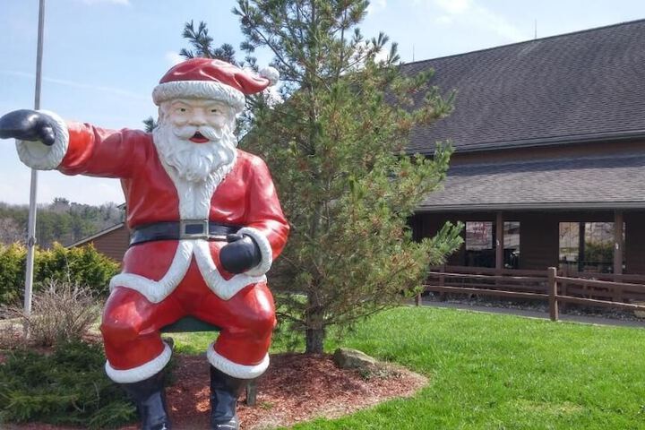 Santas Lodge and Resort