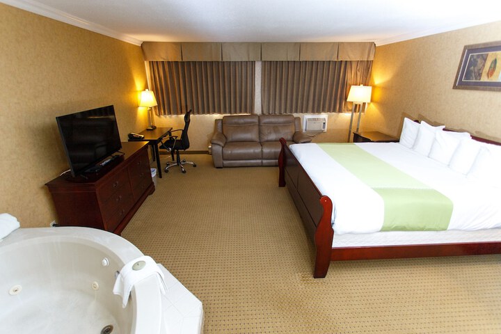 Room 16 of 58