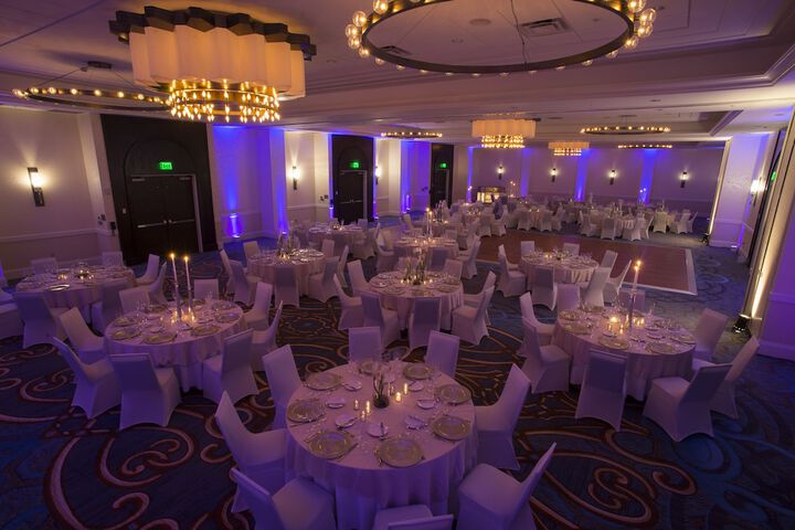 Ballroom/Hall 43 of 45