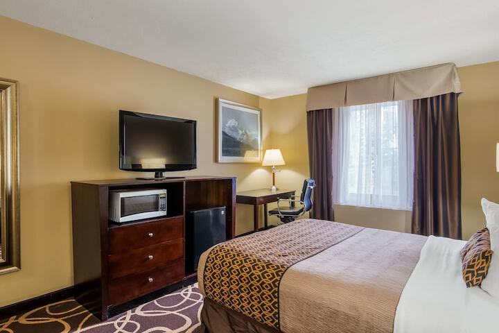 Room 11 of 21