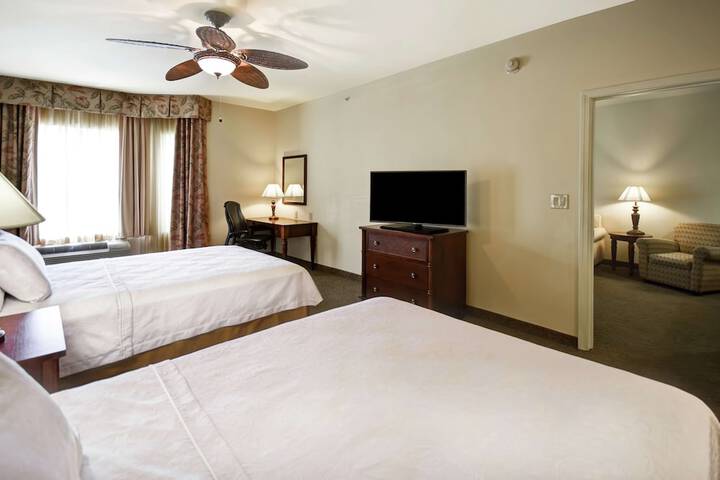 Room 25 of 52