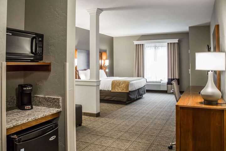 Room 21 of 42
