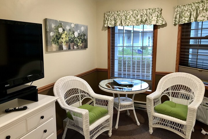 Room 116 of 157