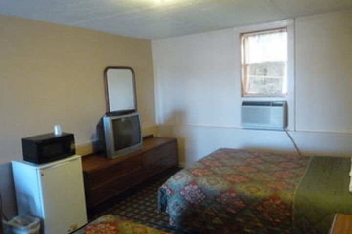 Manor Motel