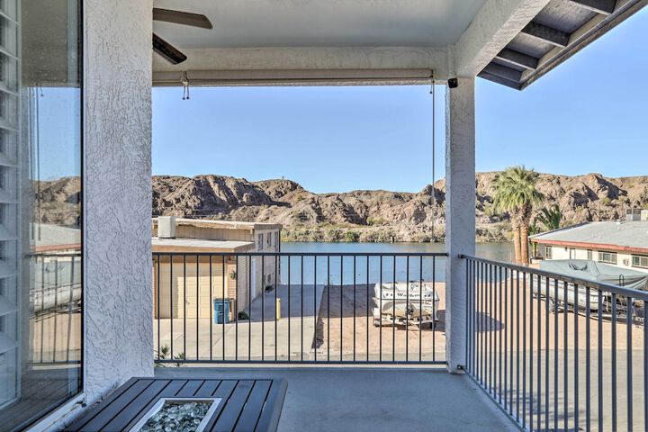 Parker Home on the Colorado River w / Views!