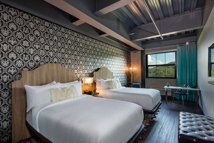 Room 18 of 41
