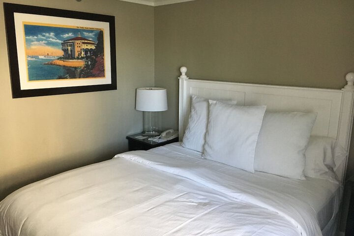 Room 27 of 37