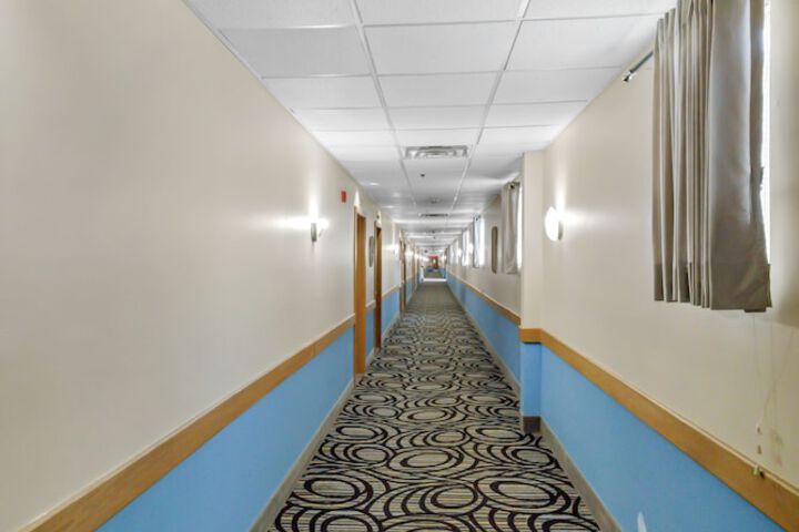 Ballroom/Hall 29 of 29