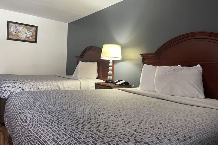 Econo Lodge Jefferson Hills Hwy 51