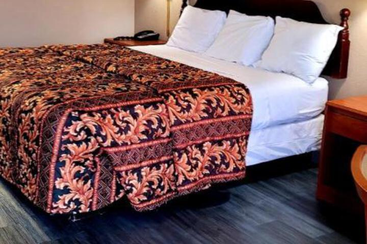 Regency Travel Inn