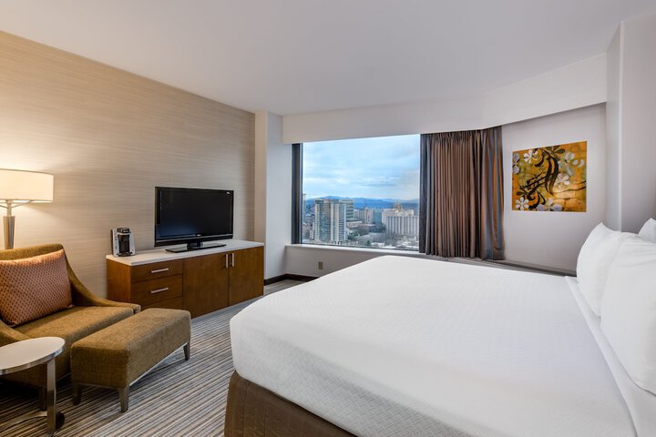Room 14 of 60
