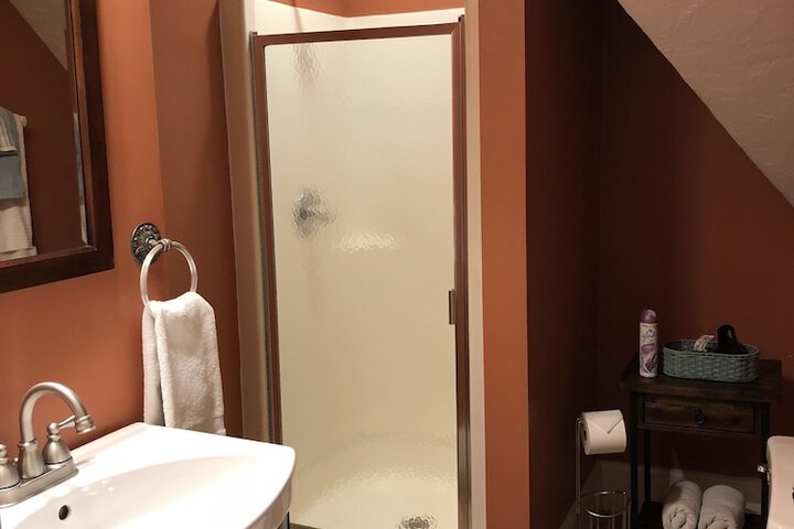 Room 11 of 31