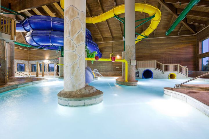 Holiday Inn Express Hotel & Suites Brainerd-Baxter by IHG