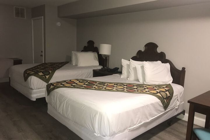 Room 25 of 35