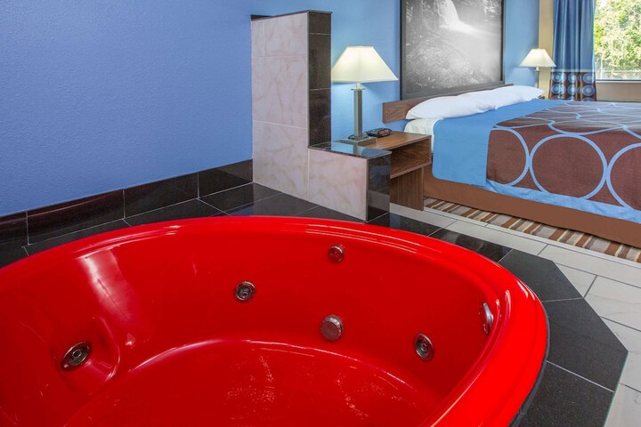 Room 17 of 21
