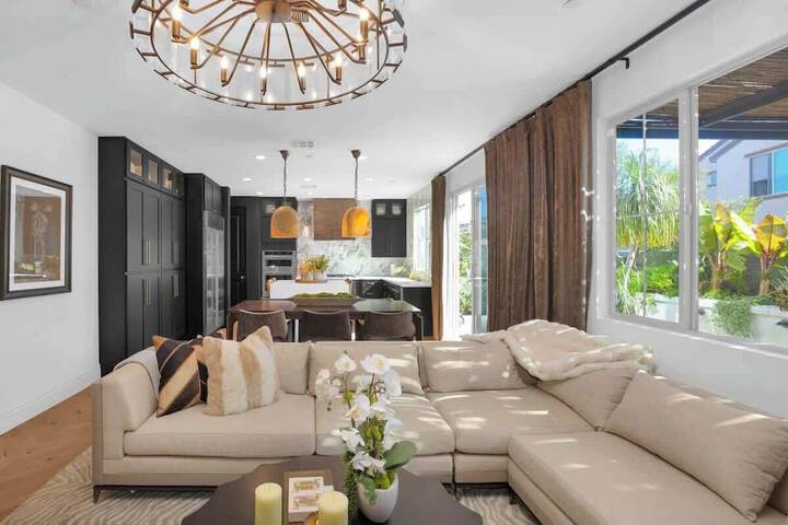 atmarbella Lane - Stylish Dream Home in RMV w / Pool