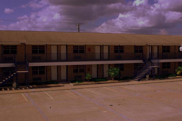 Somerville Inn and Suites