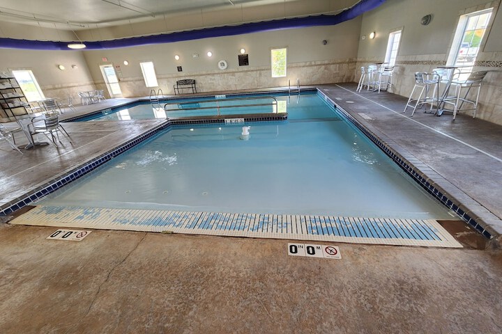 Pool 8 of 85