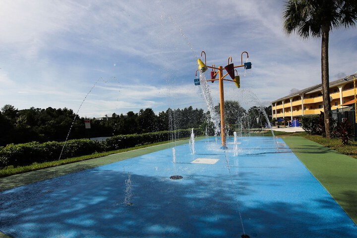 Pool 13 of 60